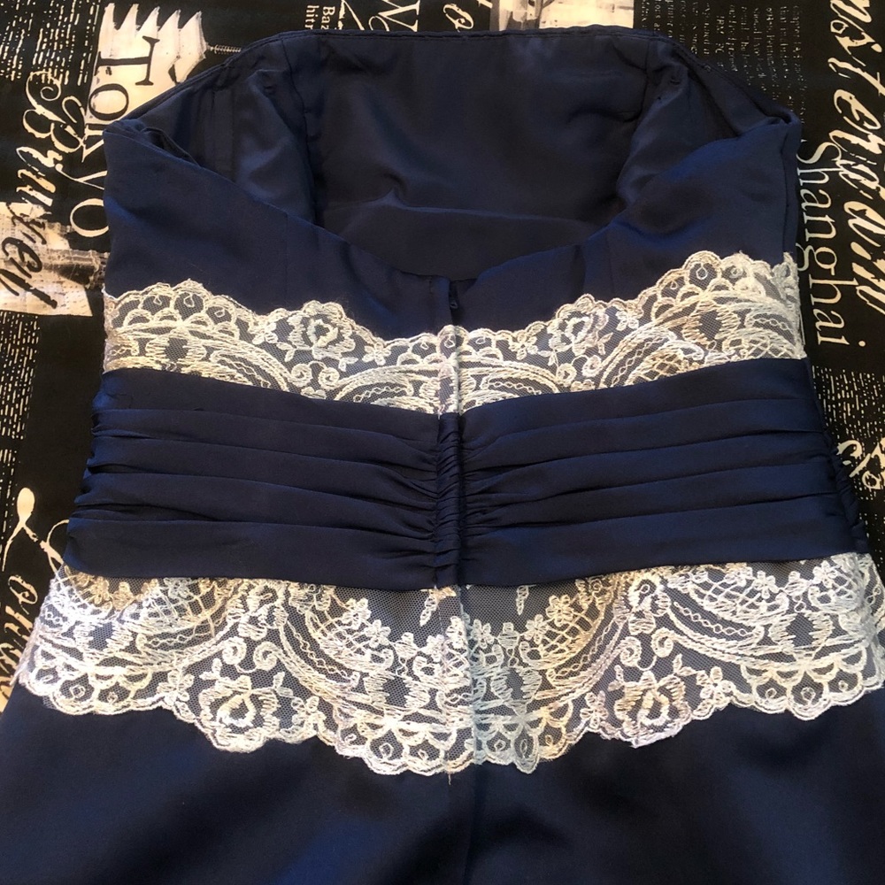🔴🌹STRAPLESS•NAVY•FORMAL•GOWN🌟 - Picture 5 of 8